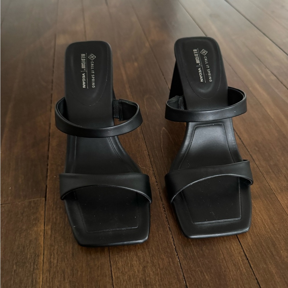 Never worn Black Square-Toe Heels